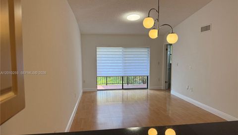9979 Nob Hill Ln