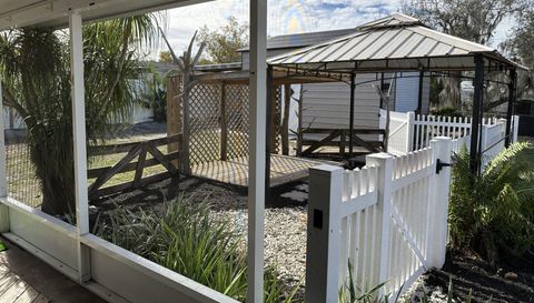 222 Highlands Lake Dr