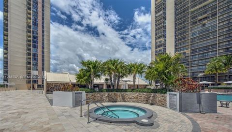 20379 W Country Club Dr