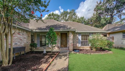 16035 Hollow Rock Dr