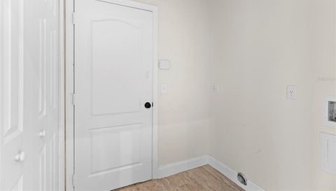 2141 SW BAYSHORE BOULEVARD