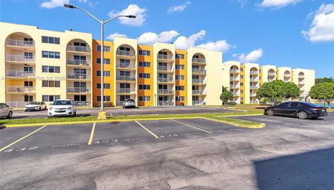 7010 Nw 186th St