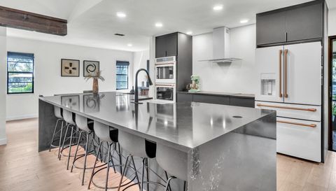 5374 Crooked Oak Cir