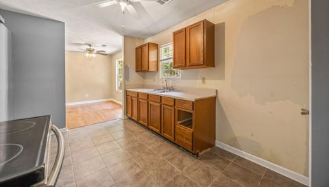 439 Sommerville Ave