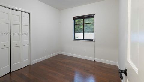 324 Sw 30th Rd