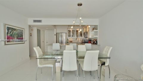 100 Bayview Dr