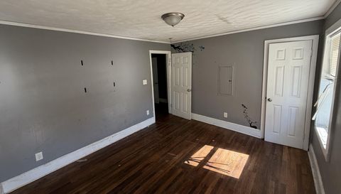 3727 Bakers Ferry Rd SW