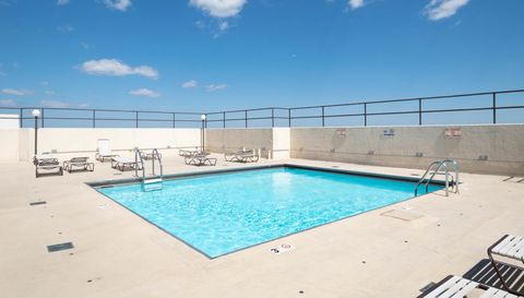 3150 N Sheridan Road