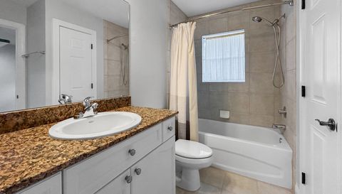 254 Valencia Cir