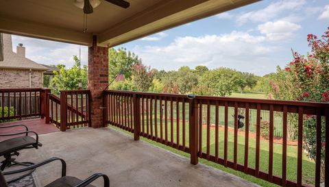 6906 Cedar Breeze