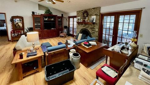 349 SEMINOLE WOODS BLVD