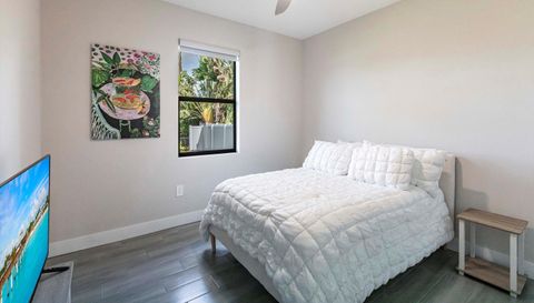 23208 W Eldorado Ave