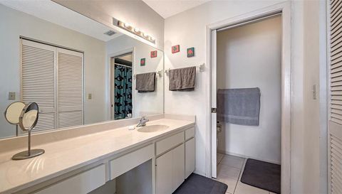 2937 TAYWOOD MEADOWS