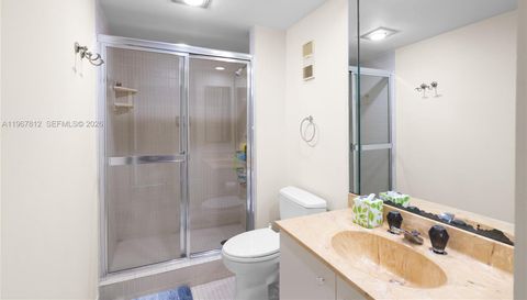 20281 E Country Club Dr