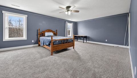 2252 Applegrove St NE