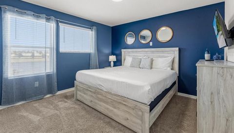 2009 TROPICAL PALMS CIRCLE