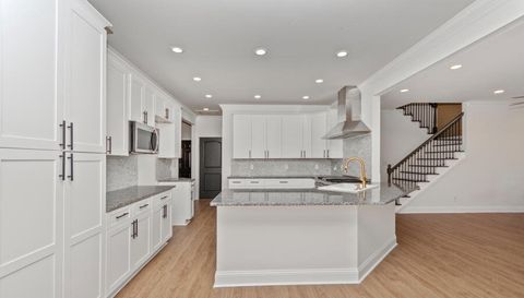 217 Chapel Ridge Cir