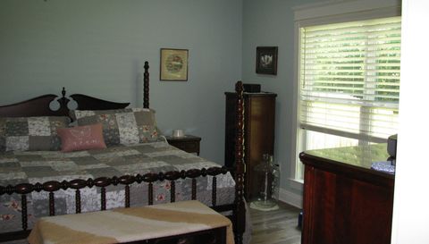 3116 Riviere Du Chien Loop W