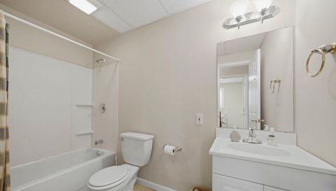 2403 Bluff Creek Overlook