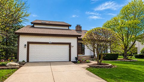 1368 Hunter Circle