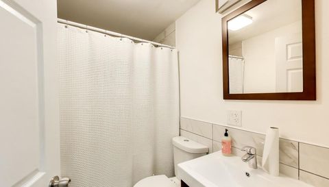 2323 W Taylor Street