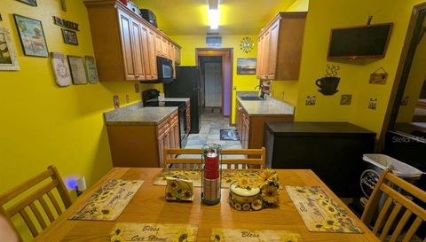 2220 EMPEROR DRIVE