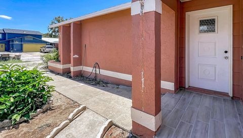 7122 Harbor Heights Cir