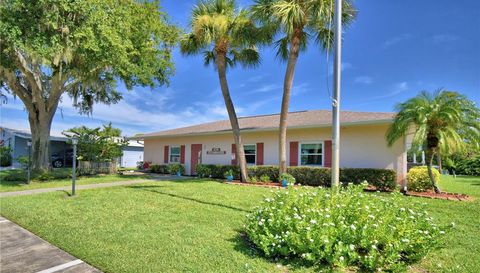 447 VILLAGE CIRCLE SW