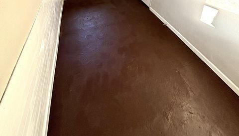 215 N Buena Vista Dr