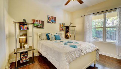 376 Forest Hill Boulevard