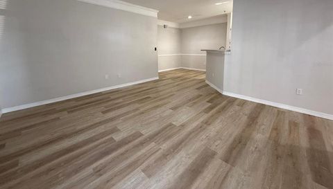 3478 Westchester Square