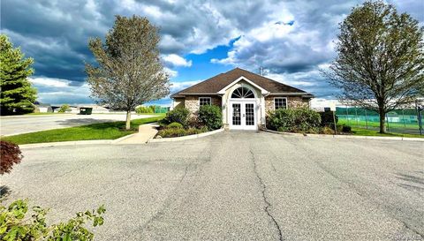 150 Delafield Ln