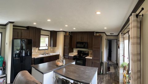 130 Honeycut Rd