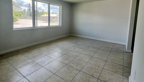 744 Lemon Ave