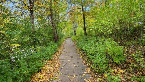 3640 Independence Avenue S