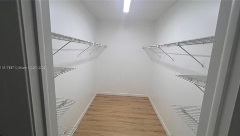 3105 Oakland Shores Dr