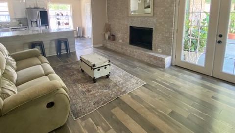 1834 Holly Oaks Ravine Dr