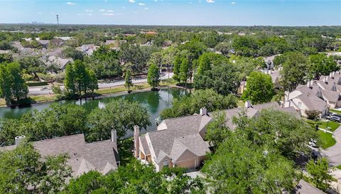 3611 PINE KNOT DRIVE