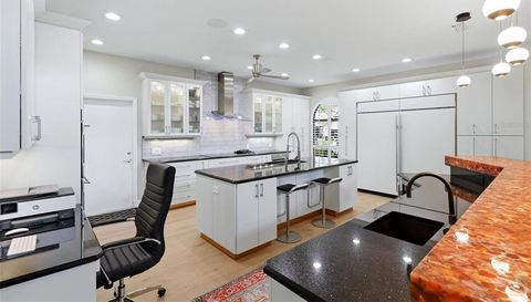 7274 VILLA D ESTE DRIVE