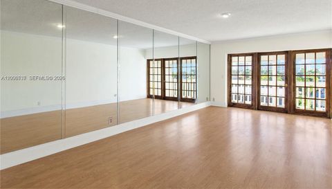 455 Paradise Isle Blvd