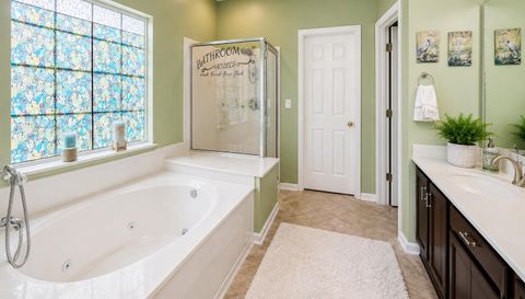 6114 Fieldstone Cir
