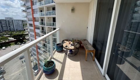 1301 Ne Miami Gardens Dr