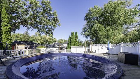 18225 W Lindenwood Drive