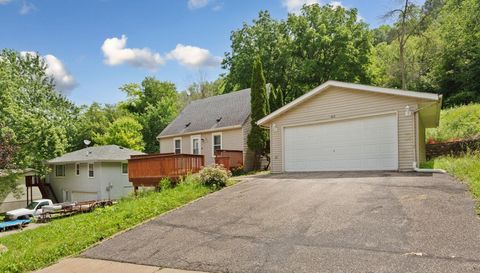 803 Wilkinson Street