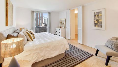 1310 N Ritchie Court