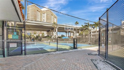 3500 Mystic Pointe Dr