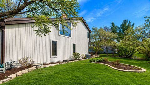 1368 Hunter Circle