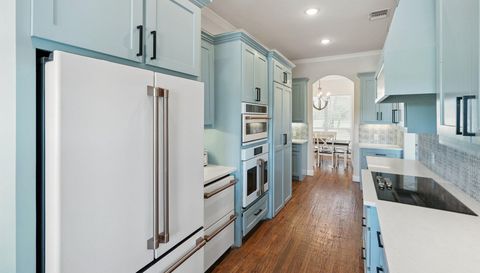 5812 W Sky Hawk Trail