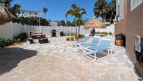 255 Dolphin Point