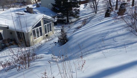 5833 Creek Valley Rd